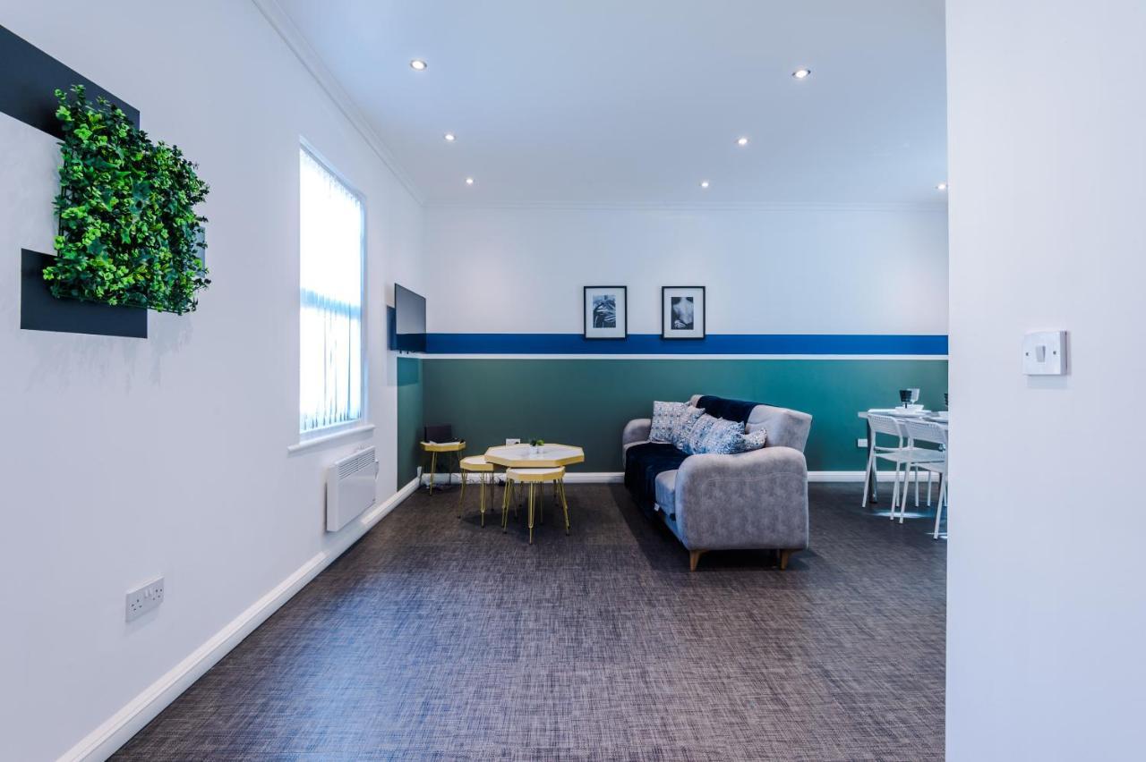 Stylish Gem - Cinema & Gym * Blackpool