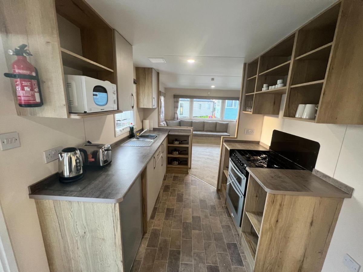 Apartment Haven Marton Mere Caravan In Blackpool