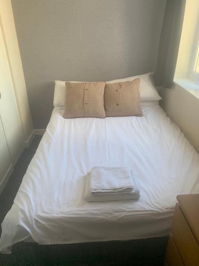 Guest house Macleods