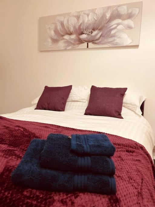 Luxury 3 Bed Sleeps 6-8 Blackpool