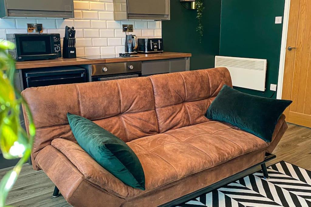 Velveteen By The V Group Apartment *