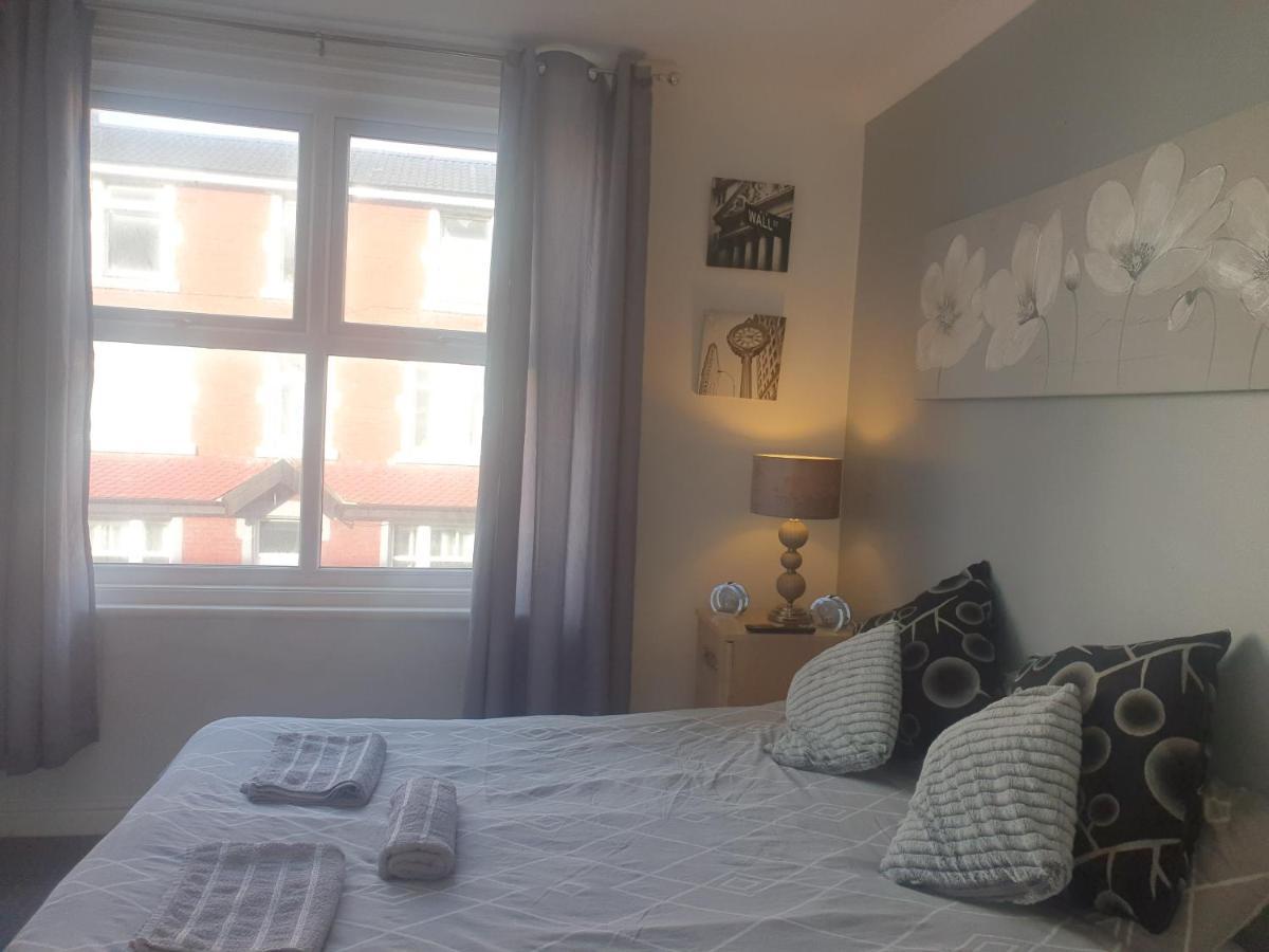 Blackmore'S Guesthouse Homestay Blackpool