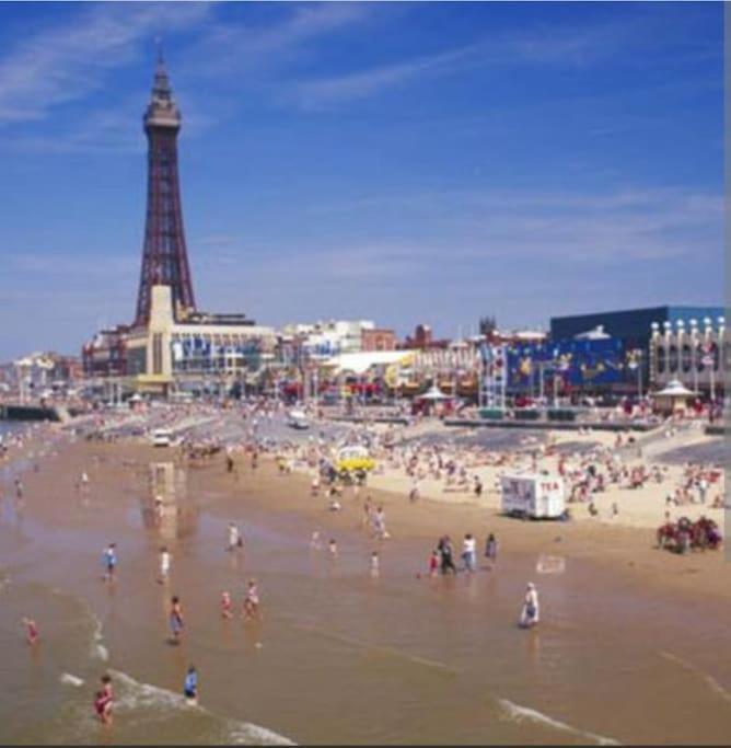 Cheerful 2-bedroom With Off Street Parking Apartment Blackpool