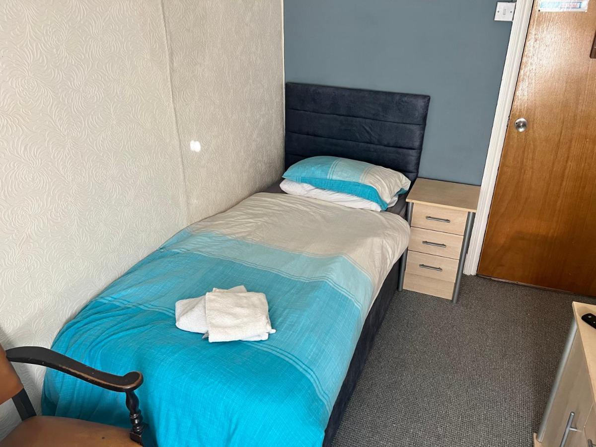 Kirkstead Guesthouse, Pet Friendly Available, Everyone Welcome Guest house