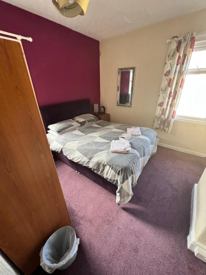 Guest house Kirkstead Guesthouse, Pet Friendly Available, Everyone Welcome *