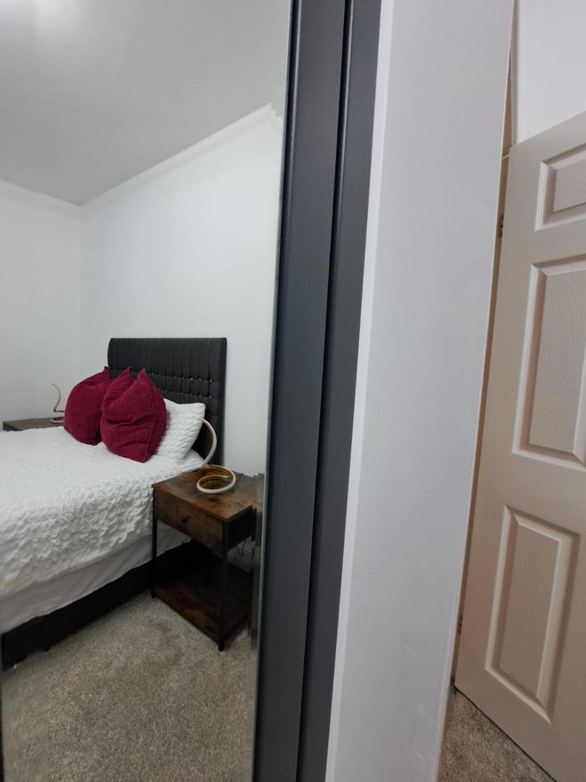 Cosy Family Get-away 4 Bedrooms 7 Beds 2 Bathrooms Holiday home Blackpool