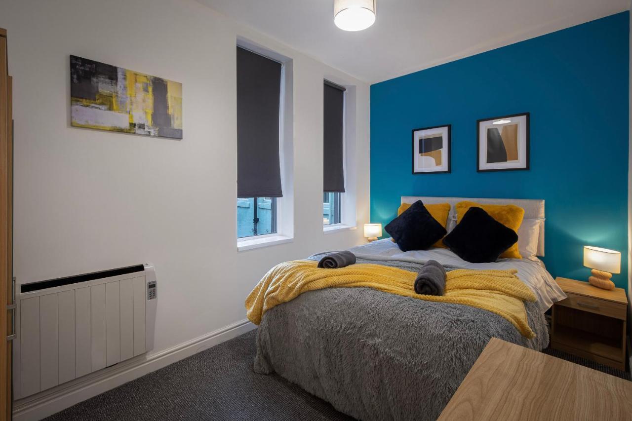 Bank Street 8 Apartment