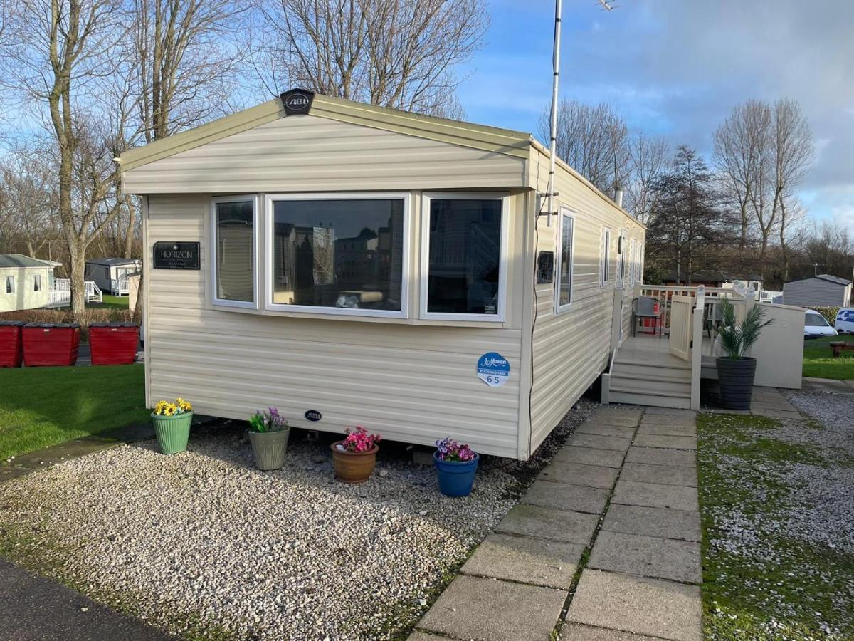 Caravan In Haven Marton Mere Campsite Blackpool