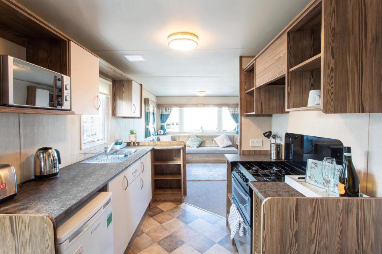 Caravan In Haven Marton Mere Campsite Blackpool