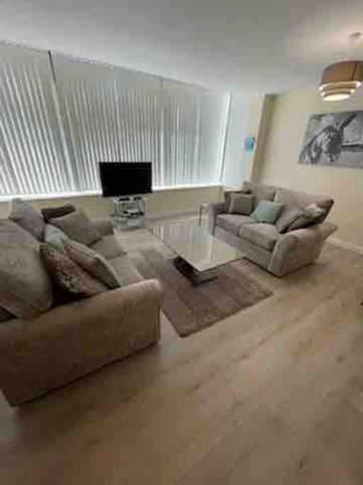 Winter Gardens North Pier Apartment *