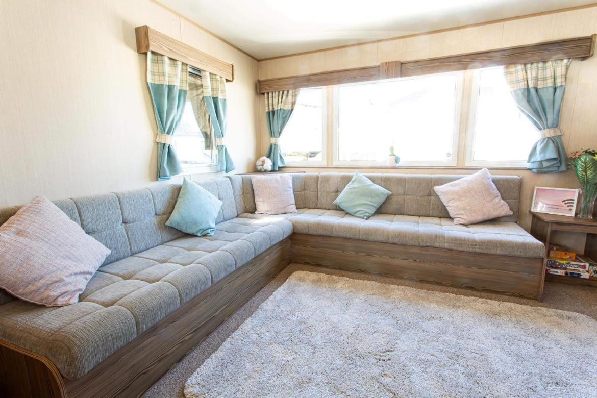 Caravan In Haven Marton Mere