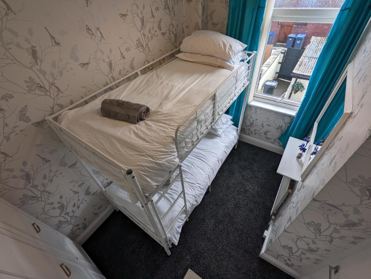 Moon Townhouse Free Parkingprivate Garden Holiday home