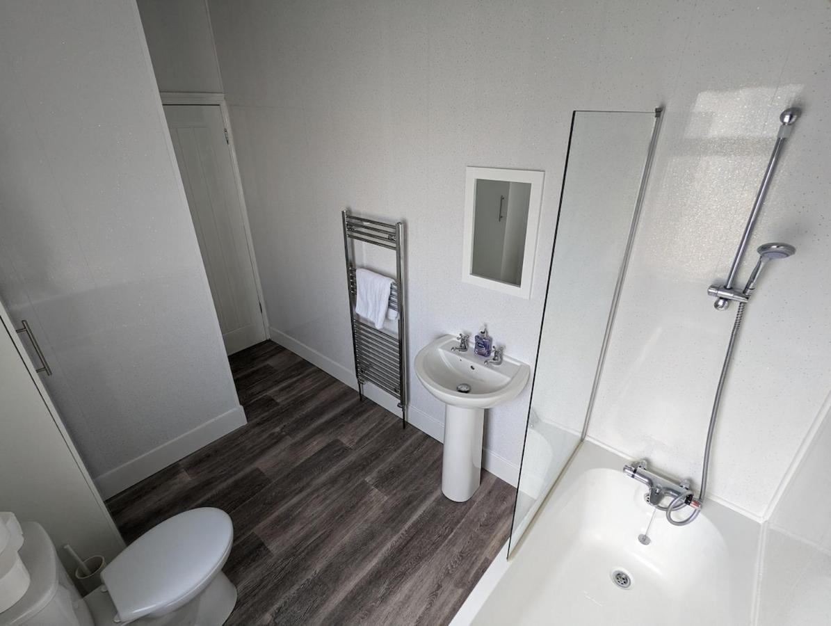 Seymour Free Allocated Parking Holiday home Blackpool