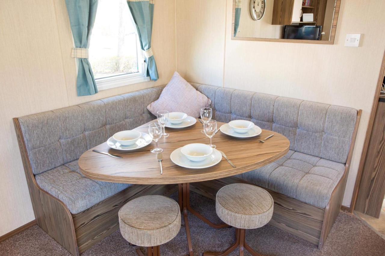 Caravan In Haven Marton Mere