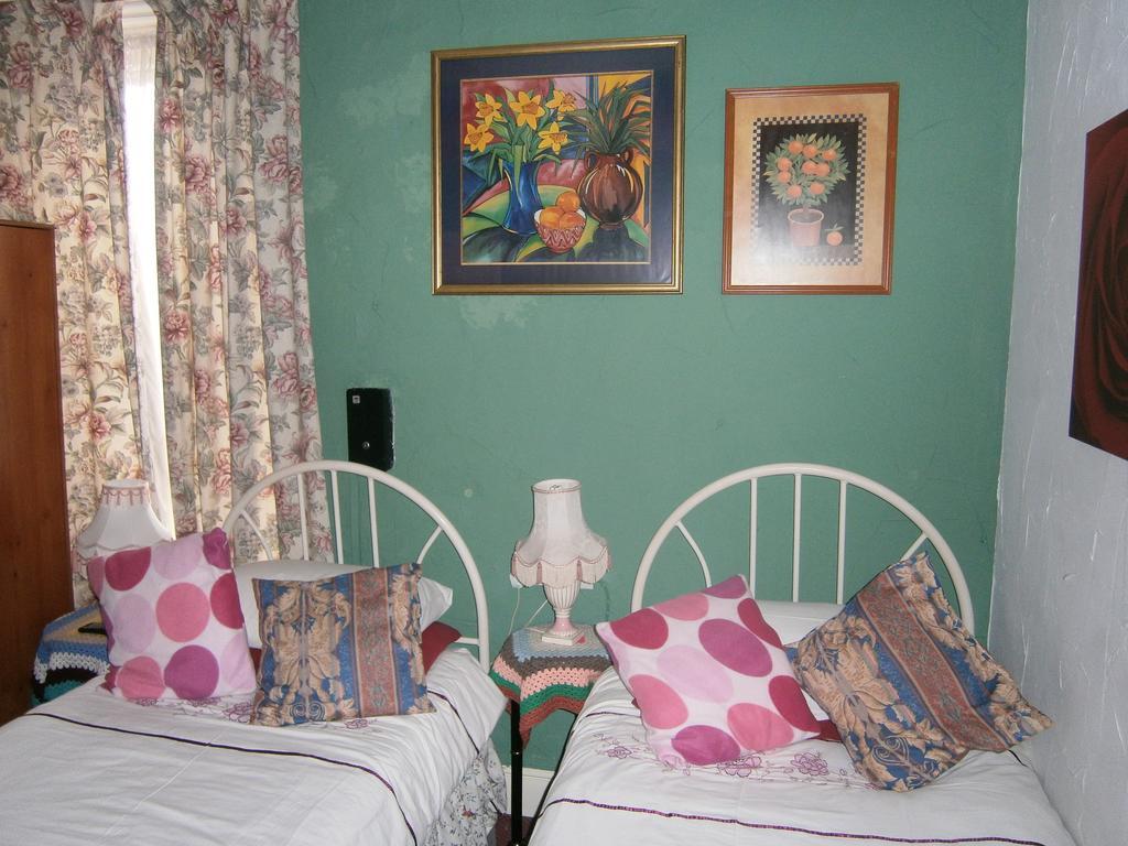 Guest house The Royale