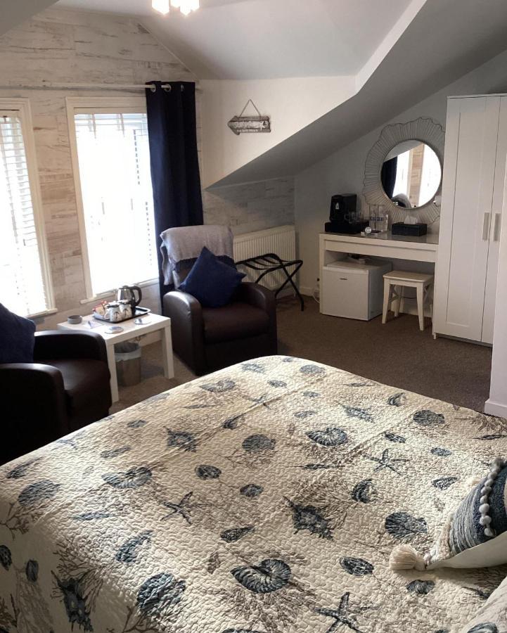 Bed & Breakfast By The Seaside