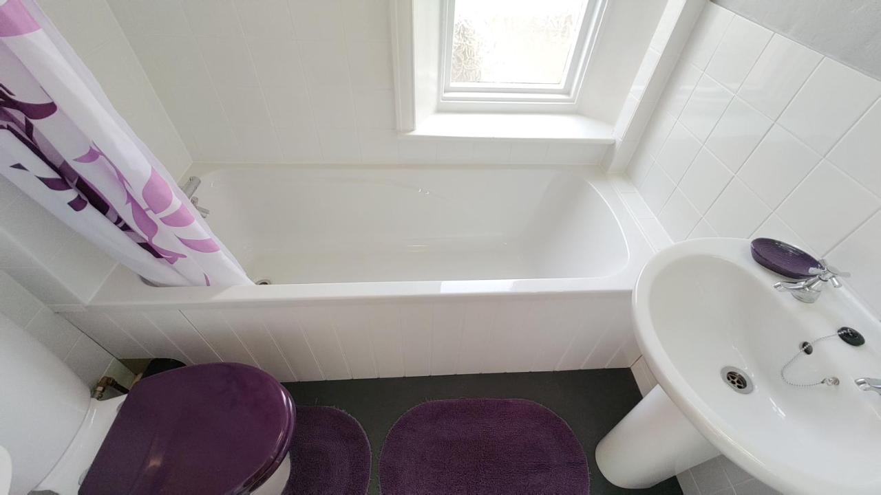 The Castleton Bed & Breakfast Blackpool