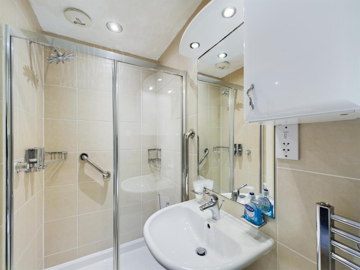 The House, Luxury Apartment Blackpool