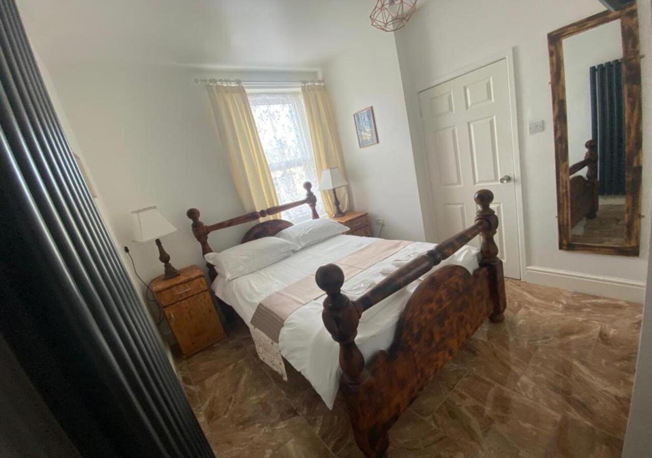 Hotel Alexander 2*