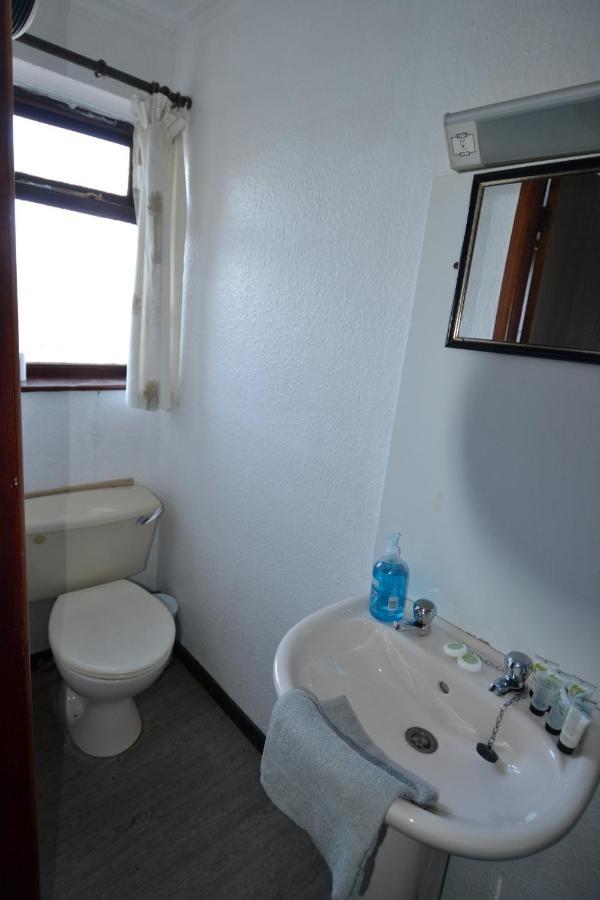 Strathmore 3*