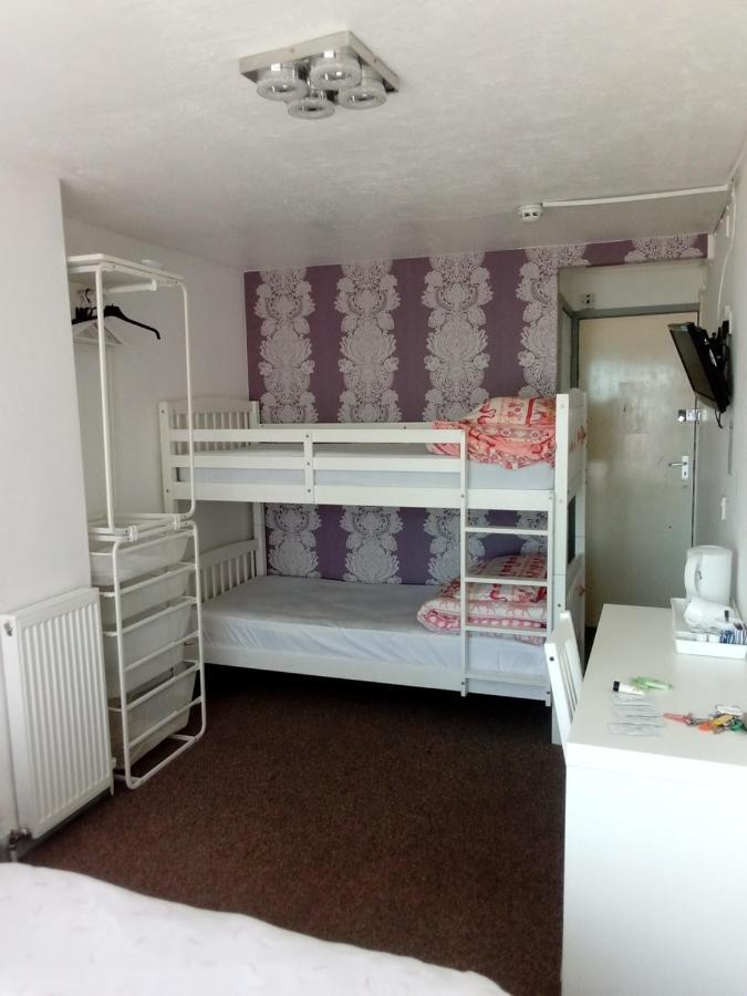 Bed & Breakfast Arnies Blackpool