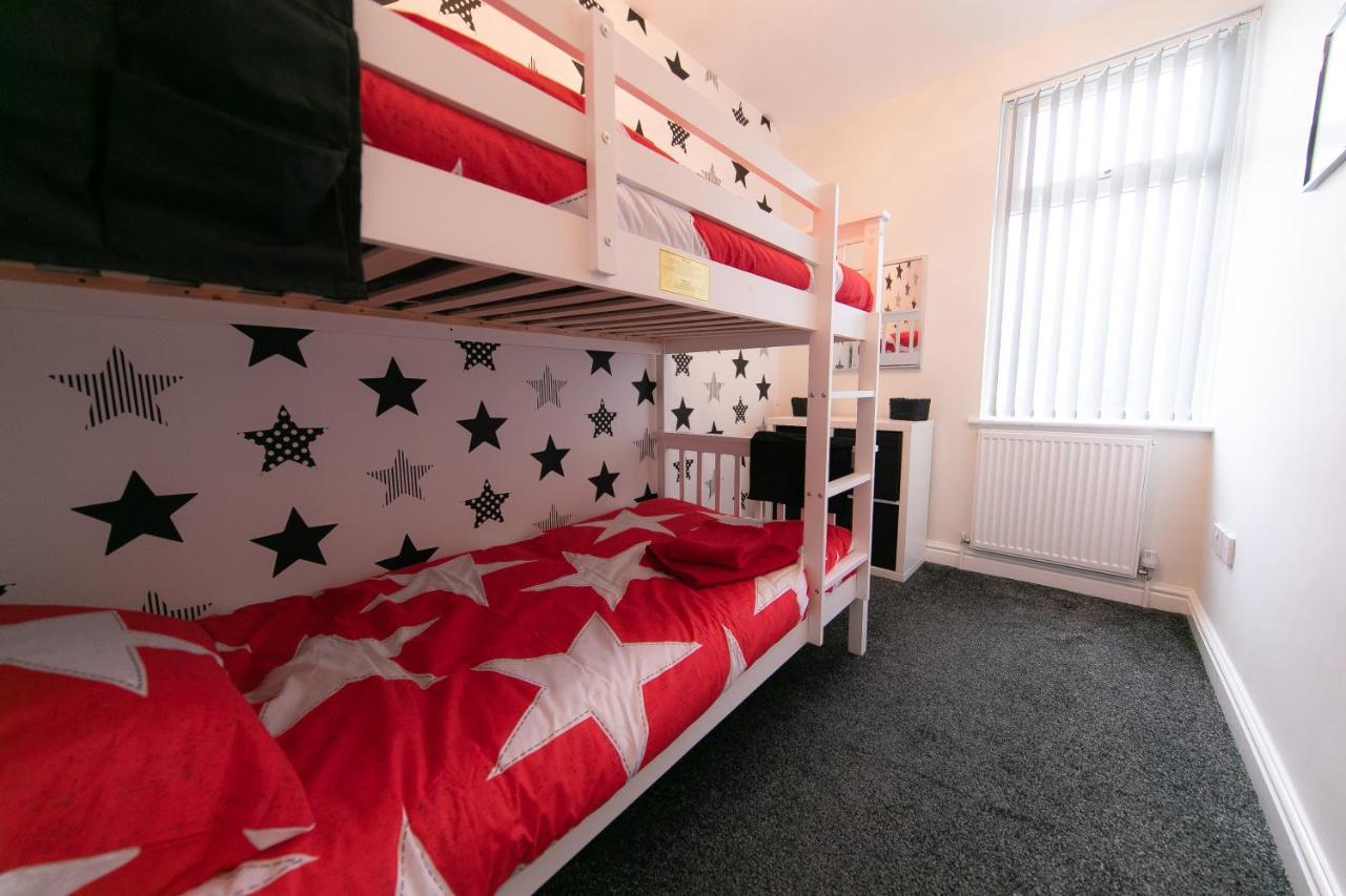 Stunning House Near Attractions Holiday home Blackpool