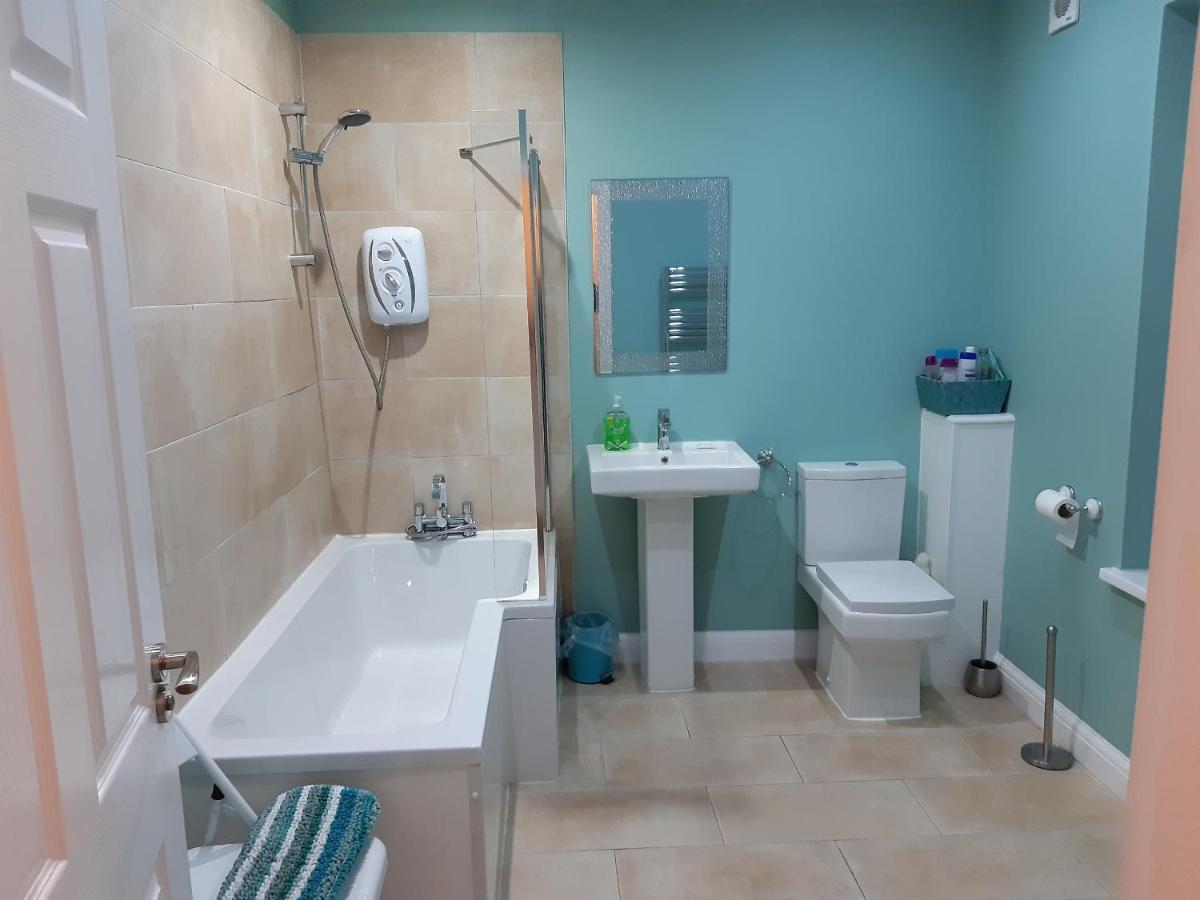 Lodge Abode - Caxton *