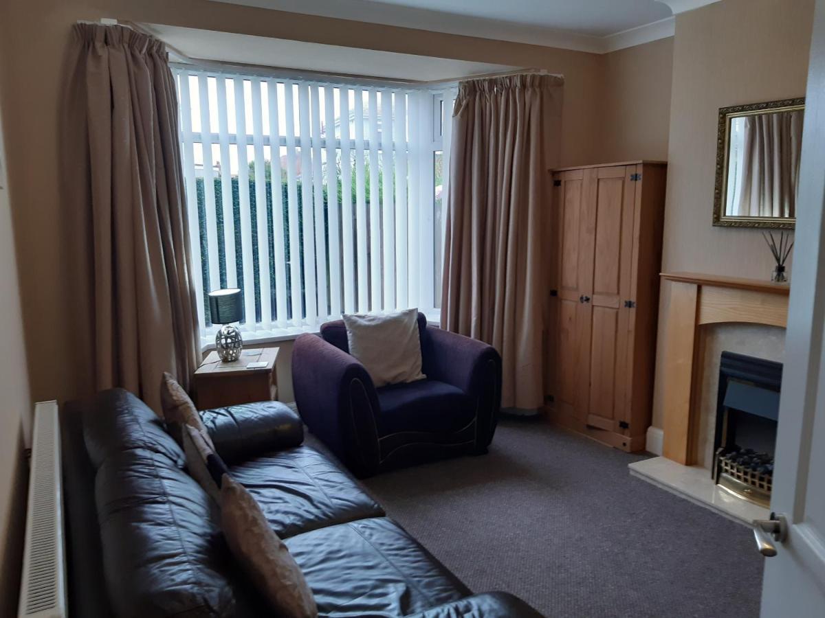 Lodge Abode - Caxton