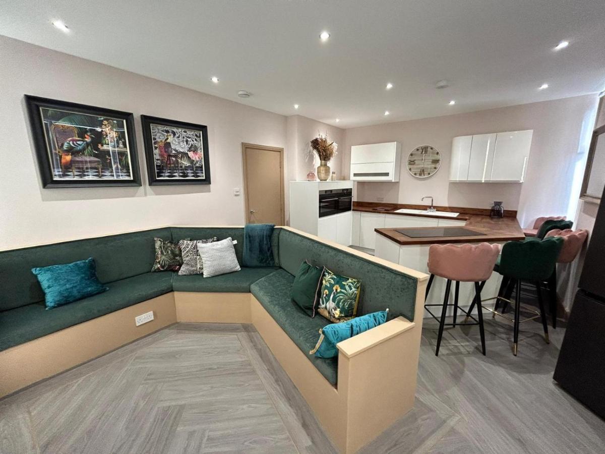 Strawberry Fields By Sasco Apartment Blackpool