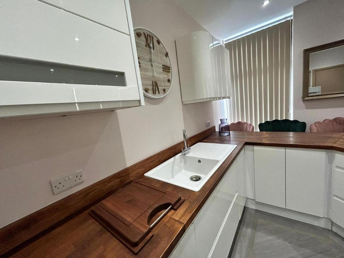 Apartment Strawberry Fields By Sasco