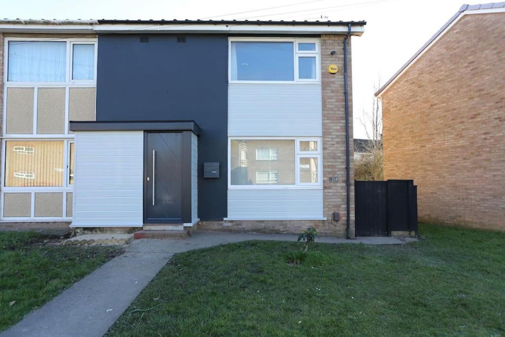 Holiday home Xxbrand Newxx Sleeps 8, Stylish Japandi House Blackpool