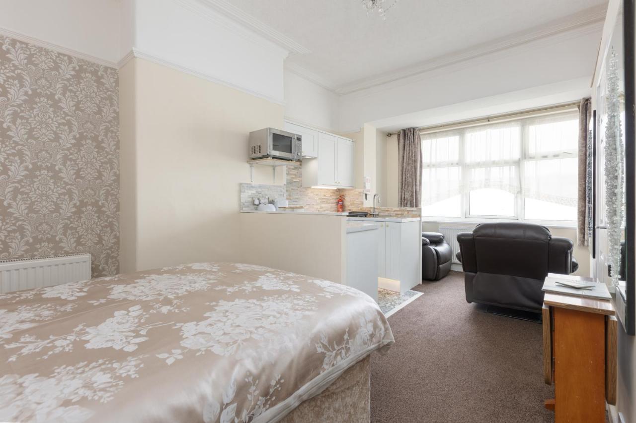 Beachcliffe Apartment *