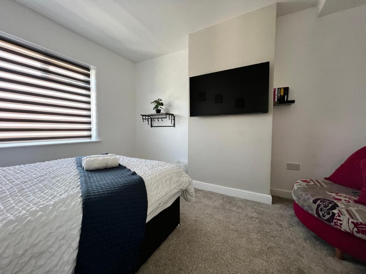 Cosy Family Get-away 4 Bedrooms 7 Beds 2 Bathrooms *