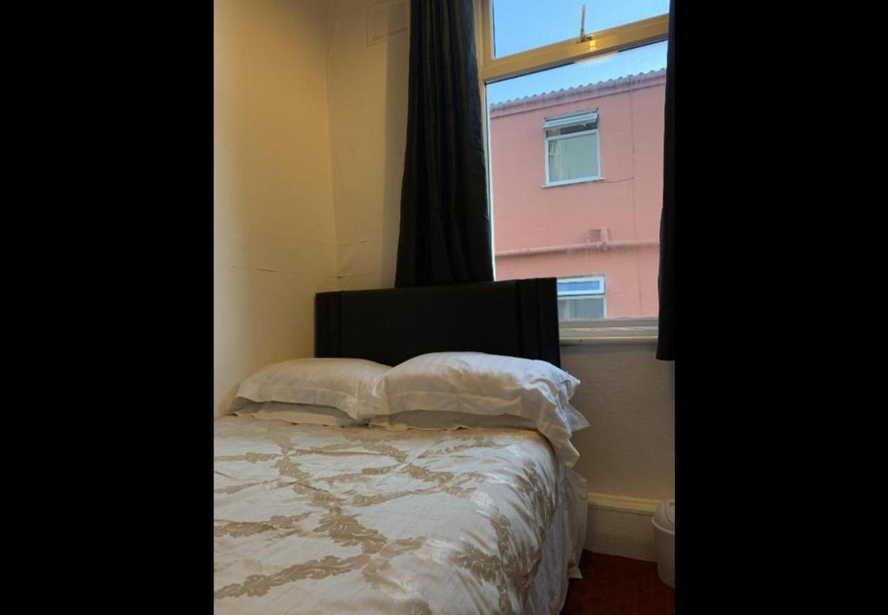 Oyo Binglea 2* Blackpool