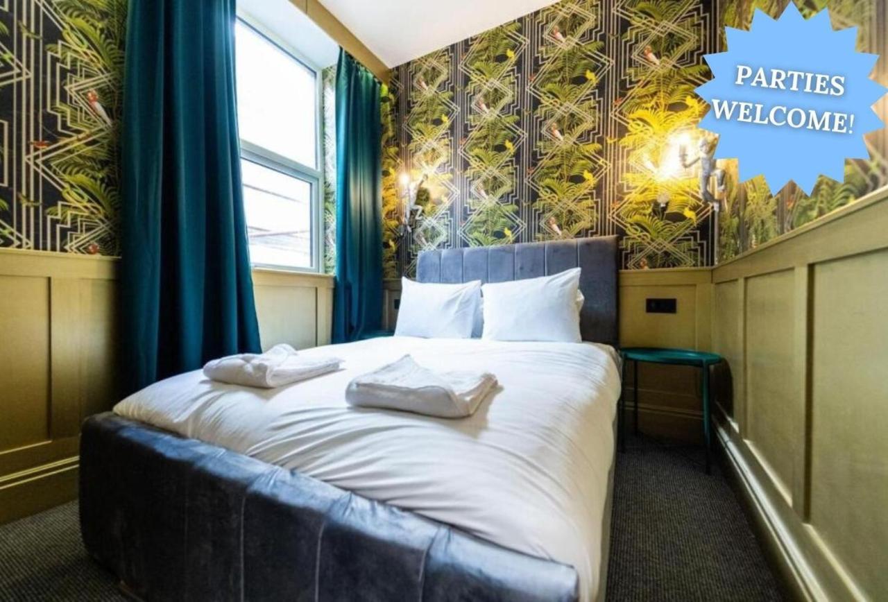 Luxury By Sasco * Blackpool