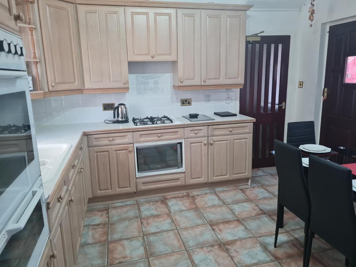 Lawnswood Apartment Blackpool