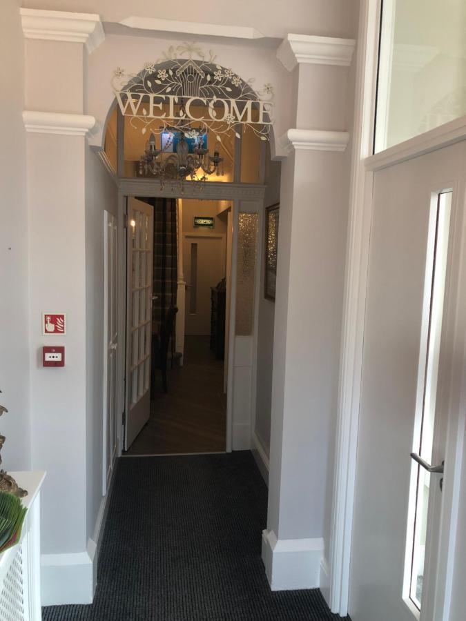 Guest house Edenfield Number 42 *