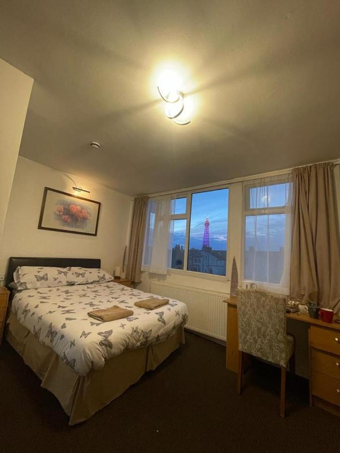 Aindale Guest house *