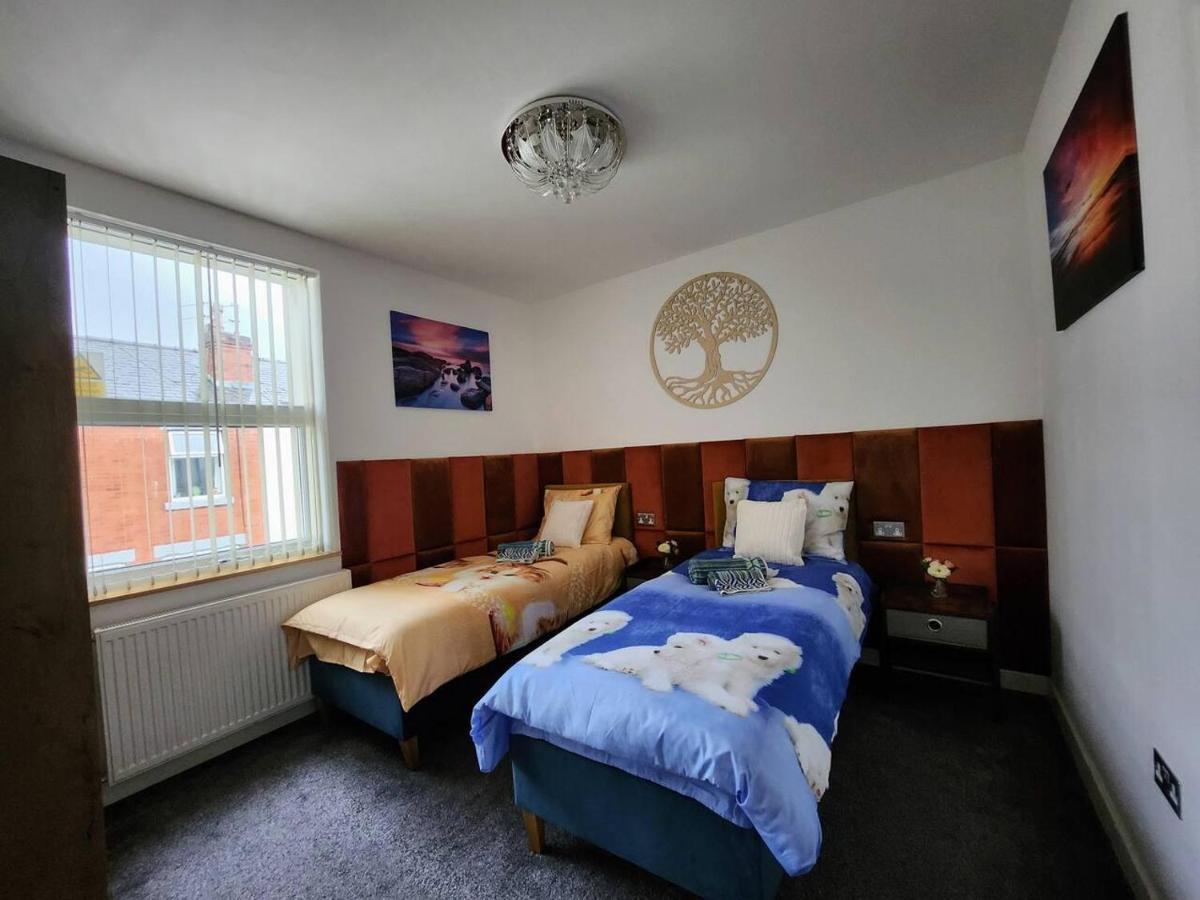 Holiday home Immaculate 2-bed House In