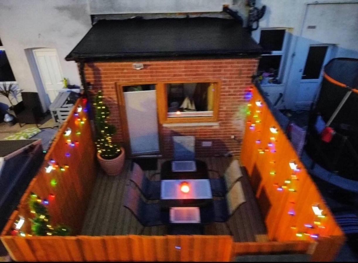 Immaculate 2-bed House In * Blackpool
