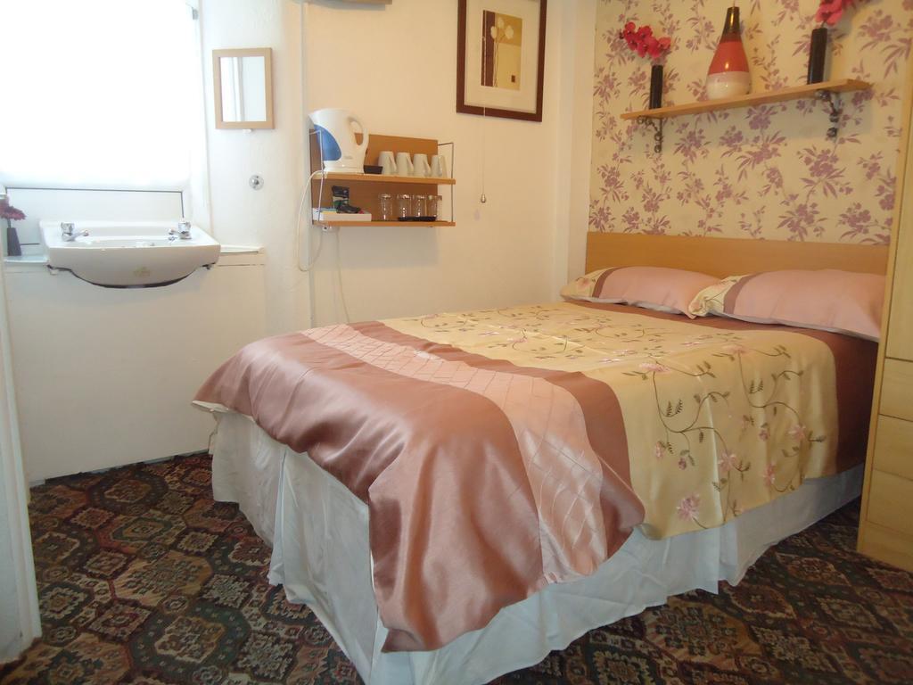 Beechwood Guest house 3*