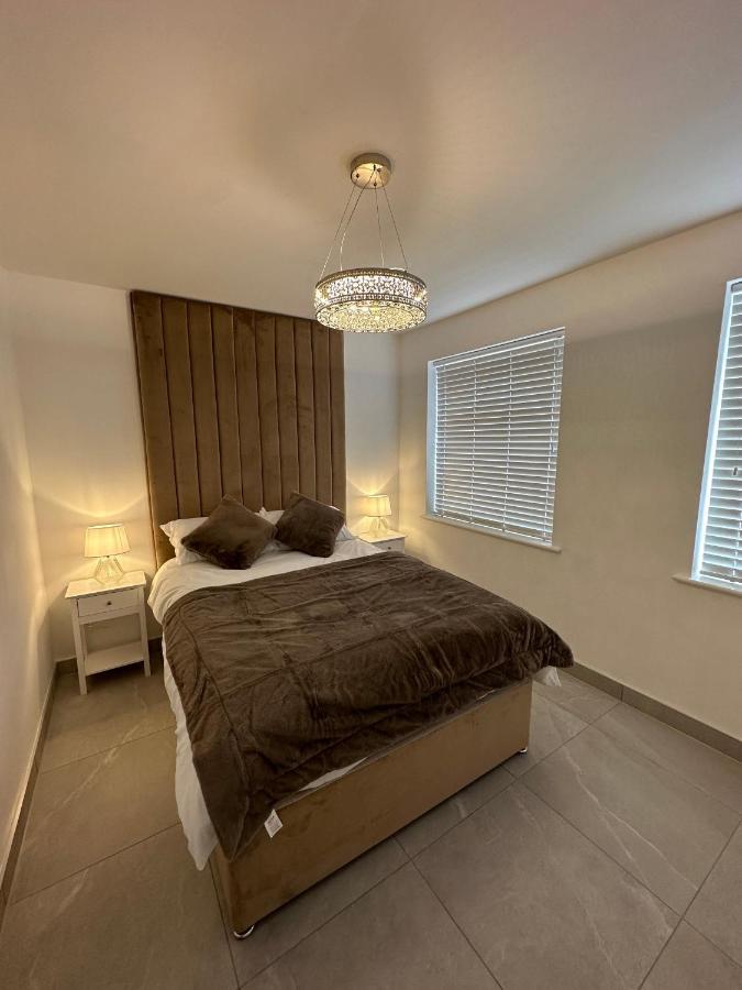 Queens 1 Apartment Blackpool