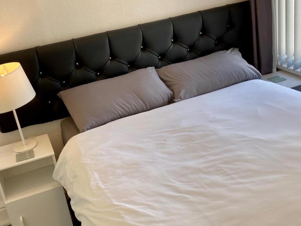 Hotel The *