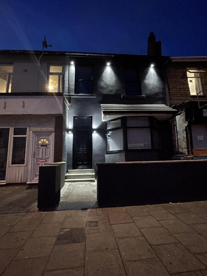 Lovely 2-bed In Secret House