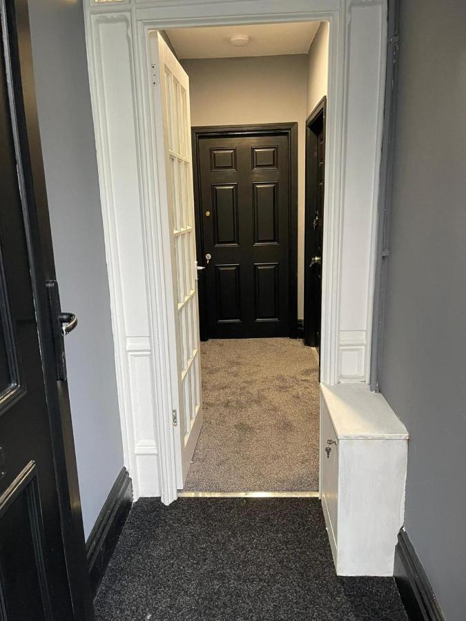 Lovely 2-bed In Secret House *