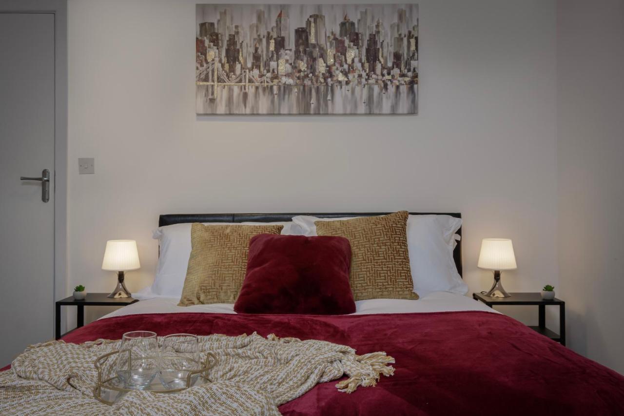 King Sized Luxury - Stylish Flat * Blackpool