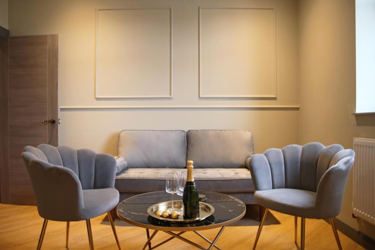 Signature Apartment