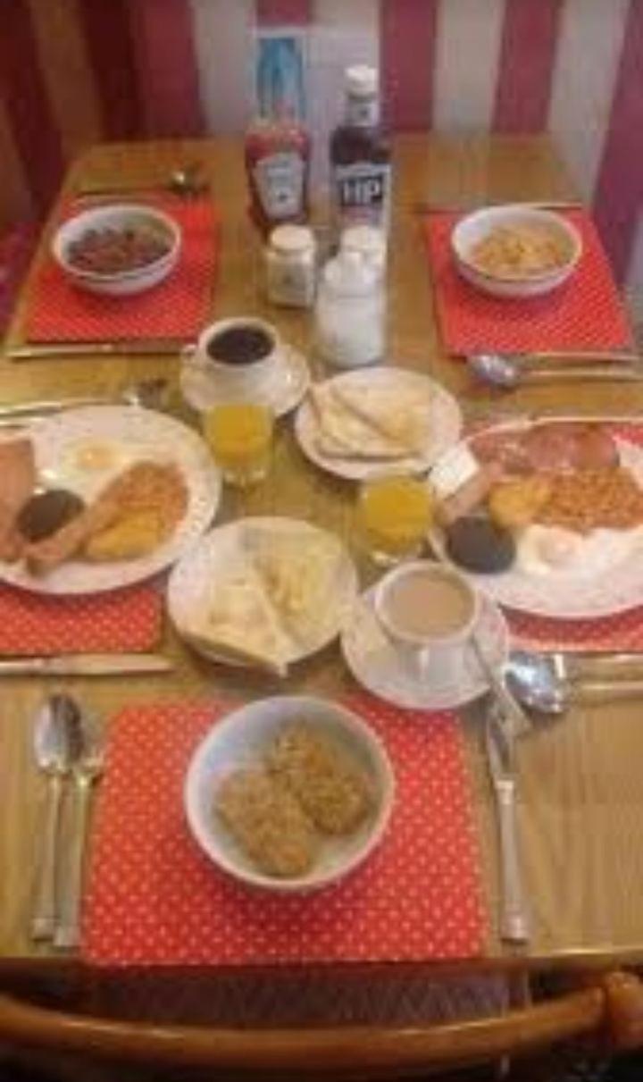Meland Guest house 2*