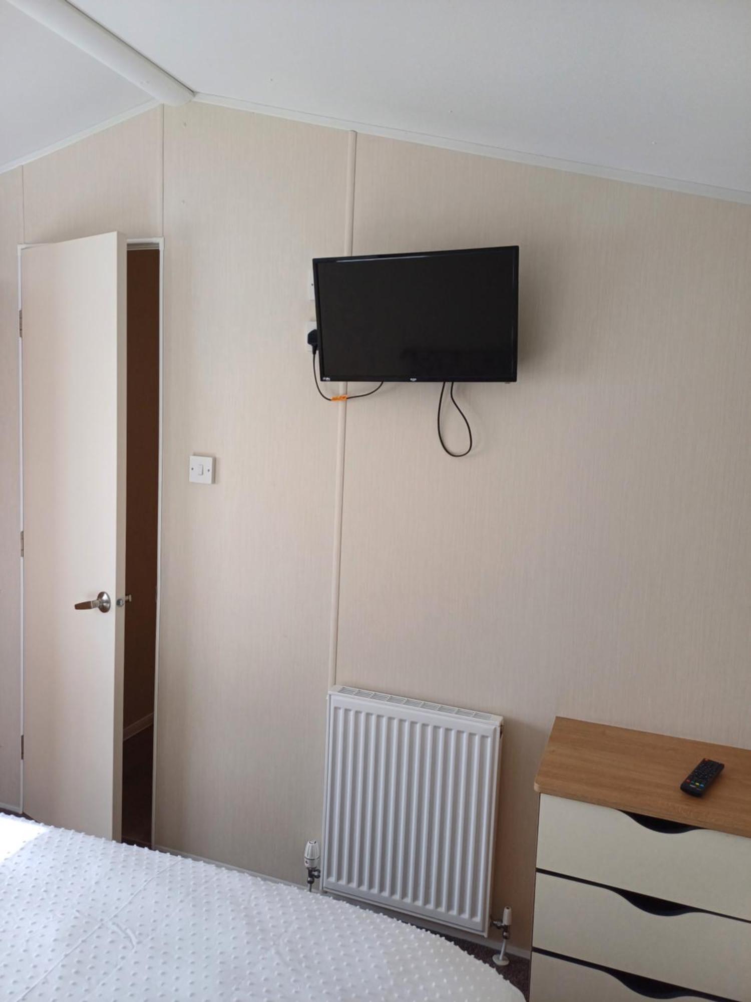 Caravan Holiday @ Marton Mere, Apartment Blackpool
