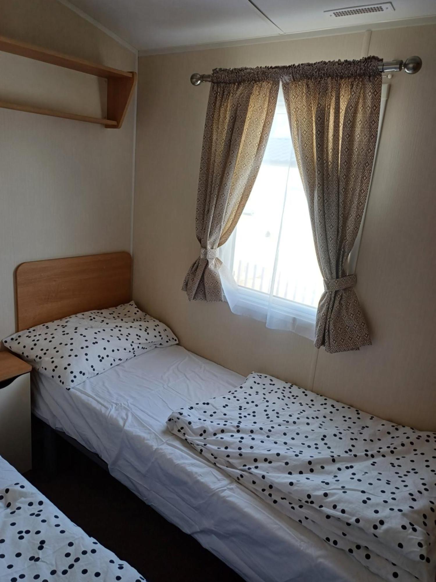 Caravan Holiday @ Marton Mere,